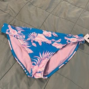 Swim suit bottoms new with tags